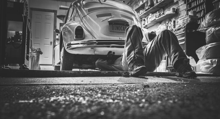 Szybka Gotówka za Auto w Warszawie – Sprawdź Najlepsze Oferty Skupu Aut w Pradze Północ!